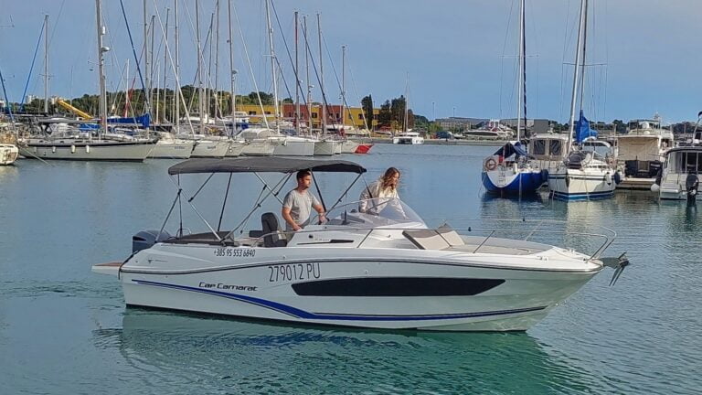 cap camarat for rent